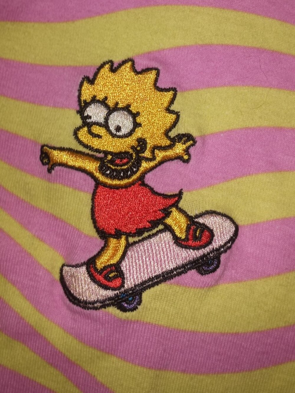 Groovy Lisa Simpsons shirt size small